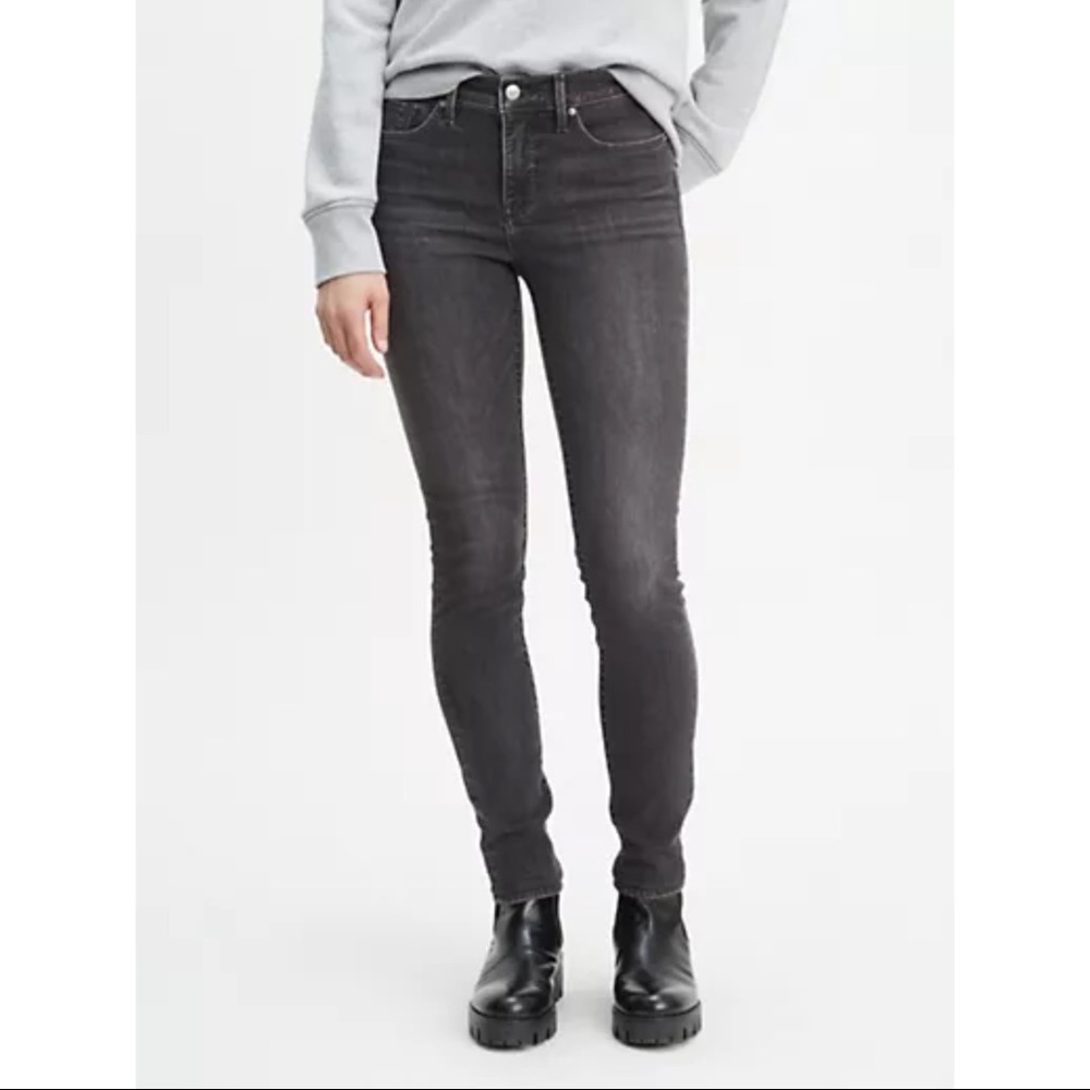 Levi’s Premium 311 Shaping Skinny Jeans in Soft Black NEW